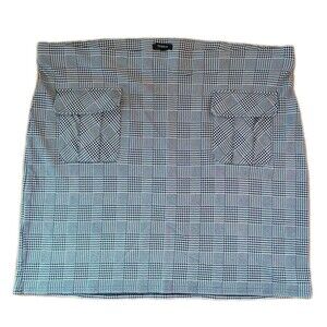 Torrid Size 4 Pencil Skirt Black White Houndstooth Check Stretch Elastic Waist